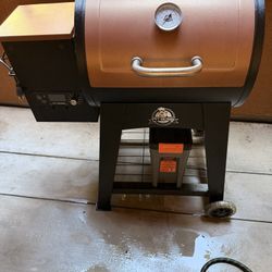 Pit Boss Lexington 540 Sq. In. Wood Pellet Grill With Flame Broiler and Meat Probe