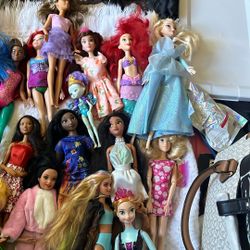 over 300 barbie’s to chose from 