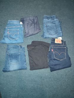 Little girls bundle (5 pants 1 under shirt)