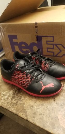 Futsal Shoes - Puma, black and red Size 5