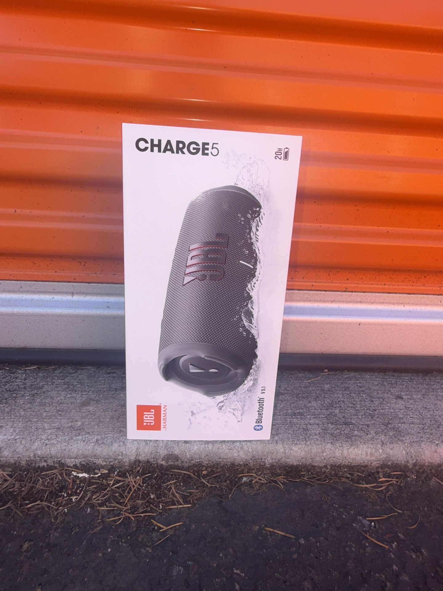 JBL Charge 5 - Portable Waterproof Speaker with Powerbank - Grey