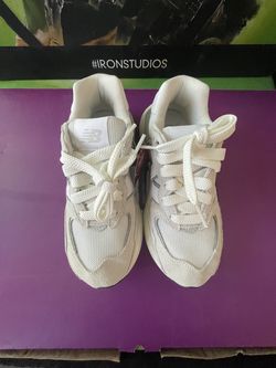 New Balance 57/40 Nimbus Cloud Sea Salt Women’s Size 6 Brand New