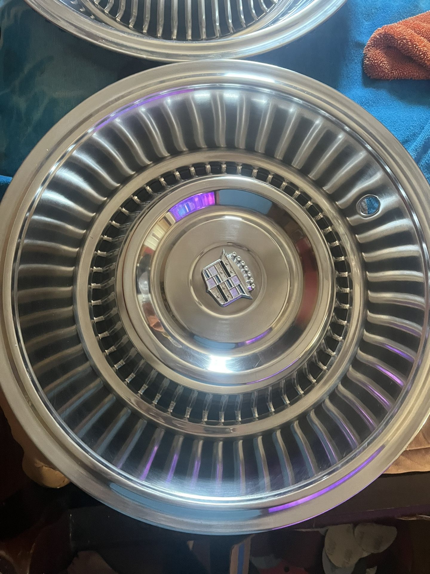 Original 1963 Cadillac Deville Vouge Tires And Hub Caps