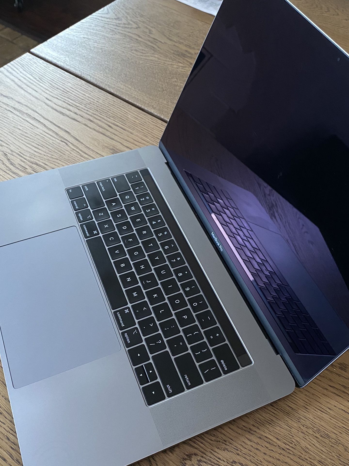 MacBook Pro 15-inch 512GB (Mid 2019)