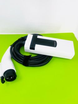 GM EV Charger Cadillac Lyriq Celestiq Escalade GMC Sierra Chevy Equinox Blazer