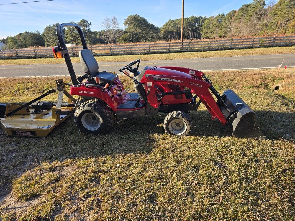 Massey Ferguson Gc2400