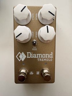 Diamond Tremolo Gold