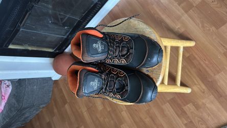 Refrigiwear steel toe boots