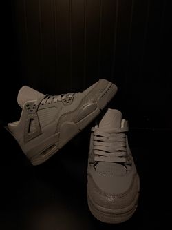 Air Jordan 4 Retro Sneakers