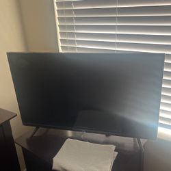 TCL 32” Inch Roku Tv