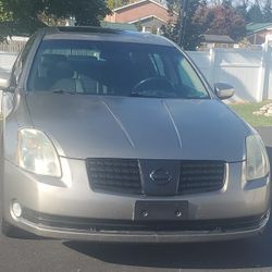 2004 Nissan Maxima
