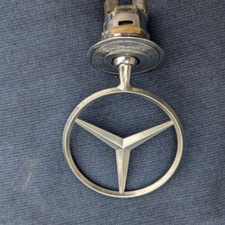 Mercedes Benz Front Hood Emblem