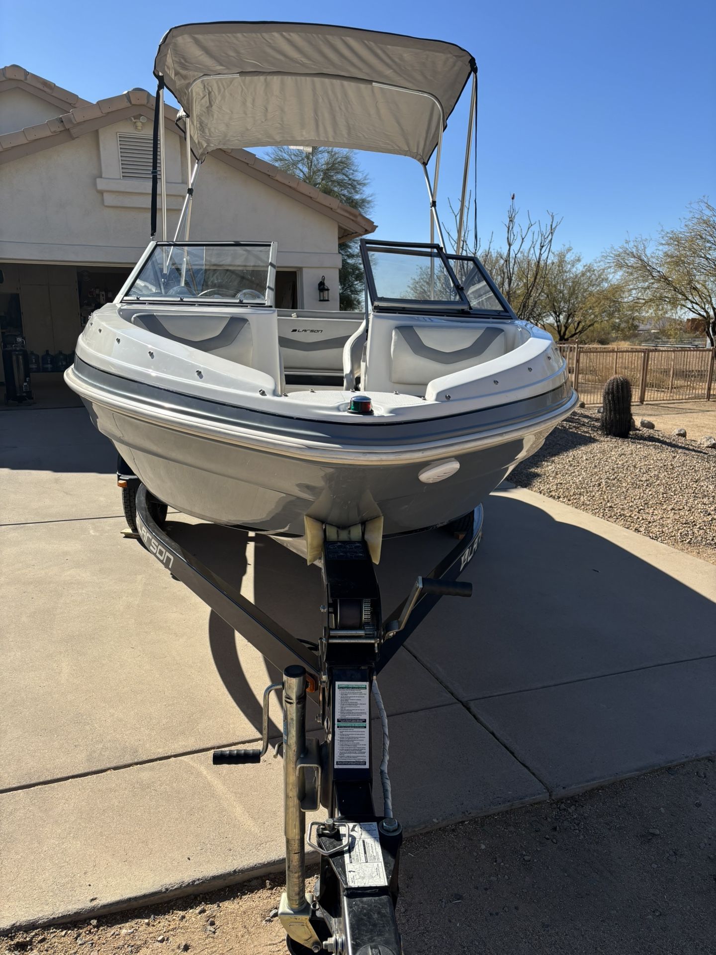 2013 Larson 185 Boat