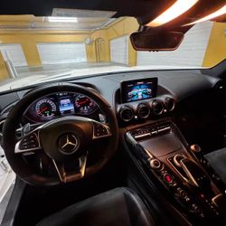 Mercedes Benz AMG GT