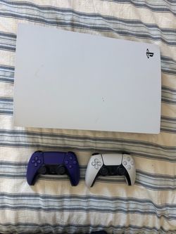 Playstation 5 , multiple controllers & games