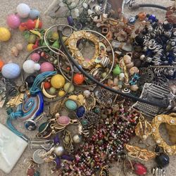 Crafters treasure - Jewelry mishmash