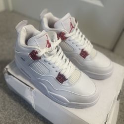 Jordan 4 Red Metallic Size 10 Men – Nuevas con caja