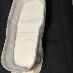 Foldable Traveling Bassonet Crib Baby Bed