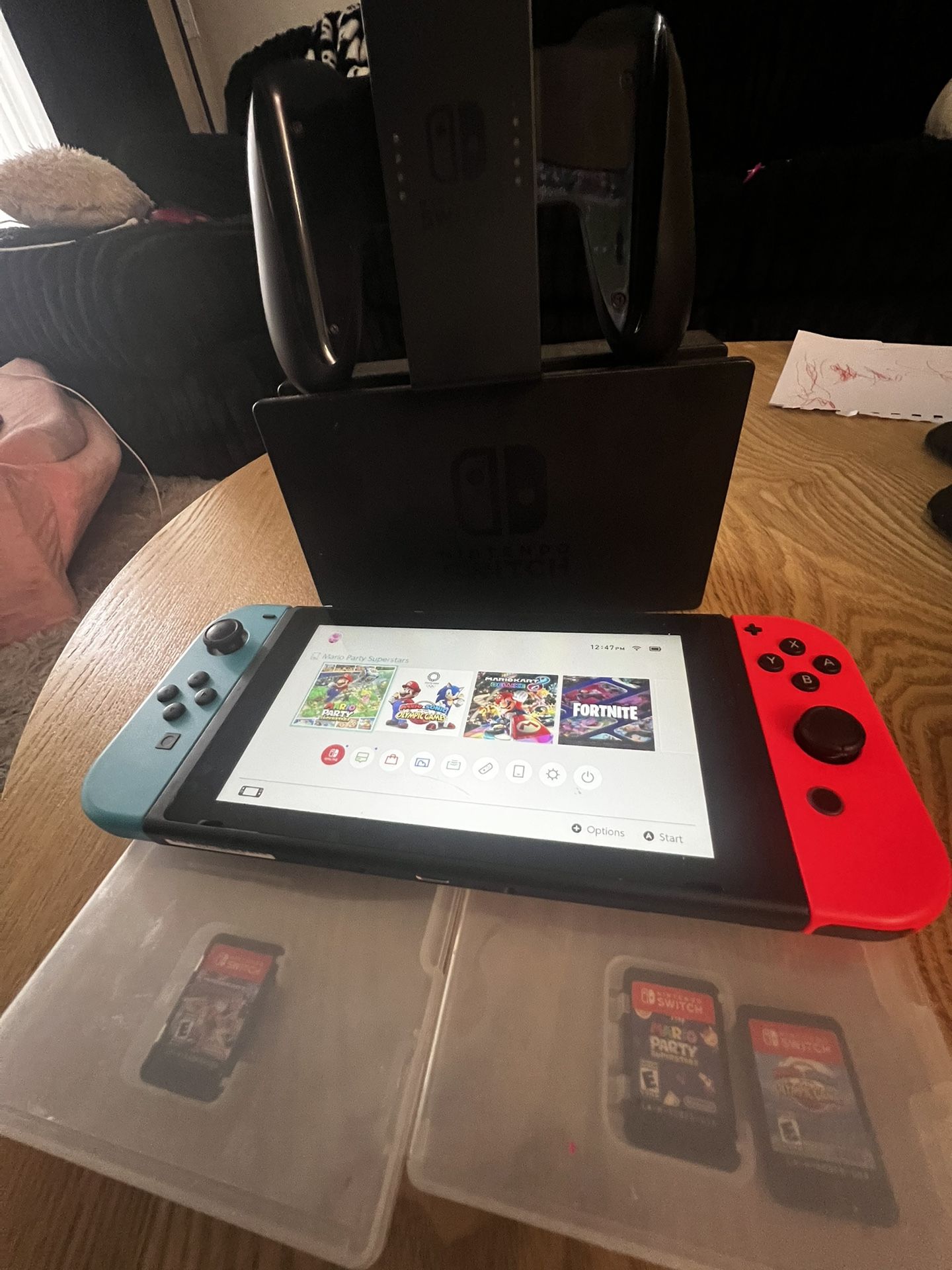 Nintendo Switch + 3 Games 