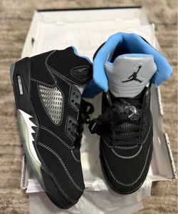 University black Jordan 5