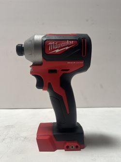 Milwaukee Impact Drill 18v