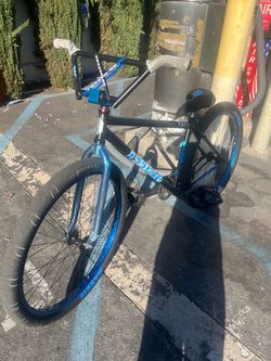 A1 STREET CO 600$ or trades for maxed out street or throne (READ DESCRIPTION)