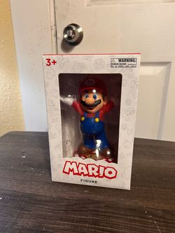 Mario figure - Universal Studios