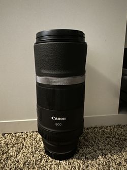 Canon RF 600mm f/11 IS STM Lens