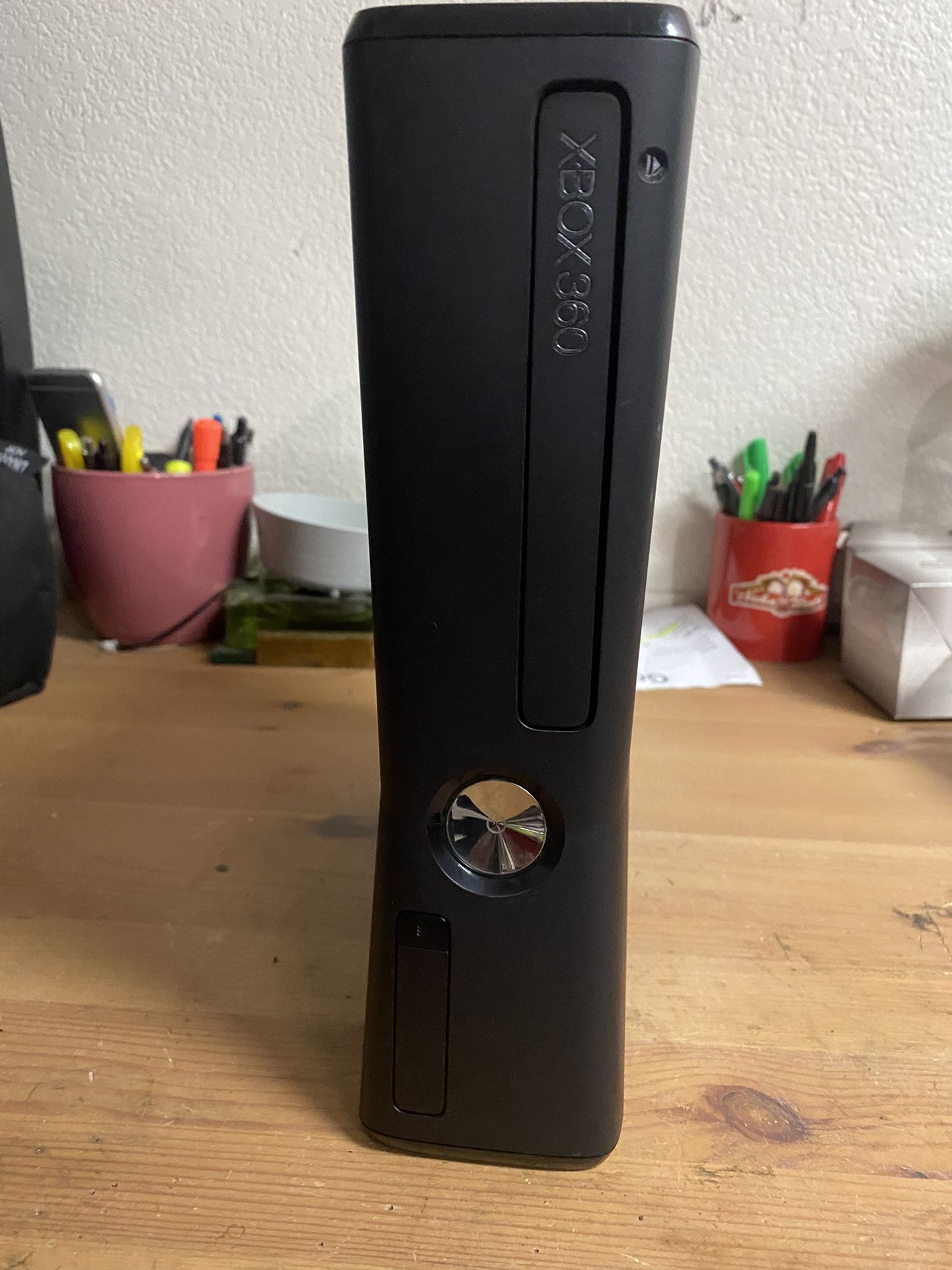 Microsoft Xbox 360 S 4GB Console - Black (1439)