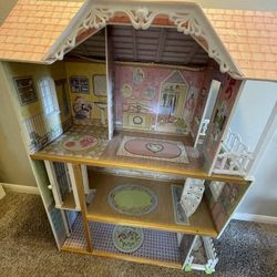 Doll house!