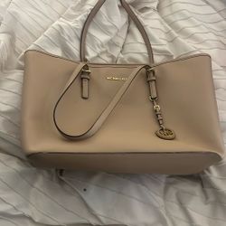 Michael Kors, Leather Purse
