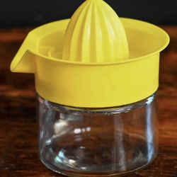 Vintage Gemco 12oz Manual Citrus Juicer