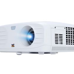 PX700HD 3500 Linens 1080p Home Projector (Barely used, Like NEW)