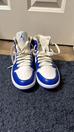 Nike royal blue air Jordan