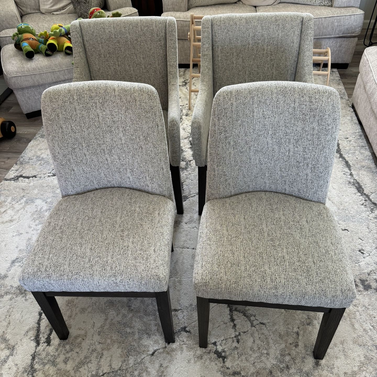 Gently Used Dining Chairs 