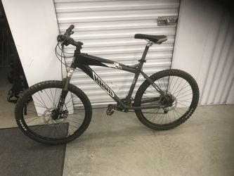 Haro 8.2 mountain shop bike