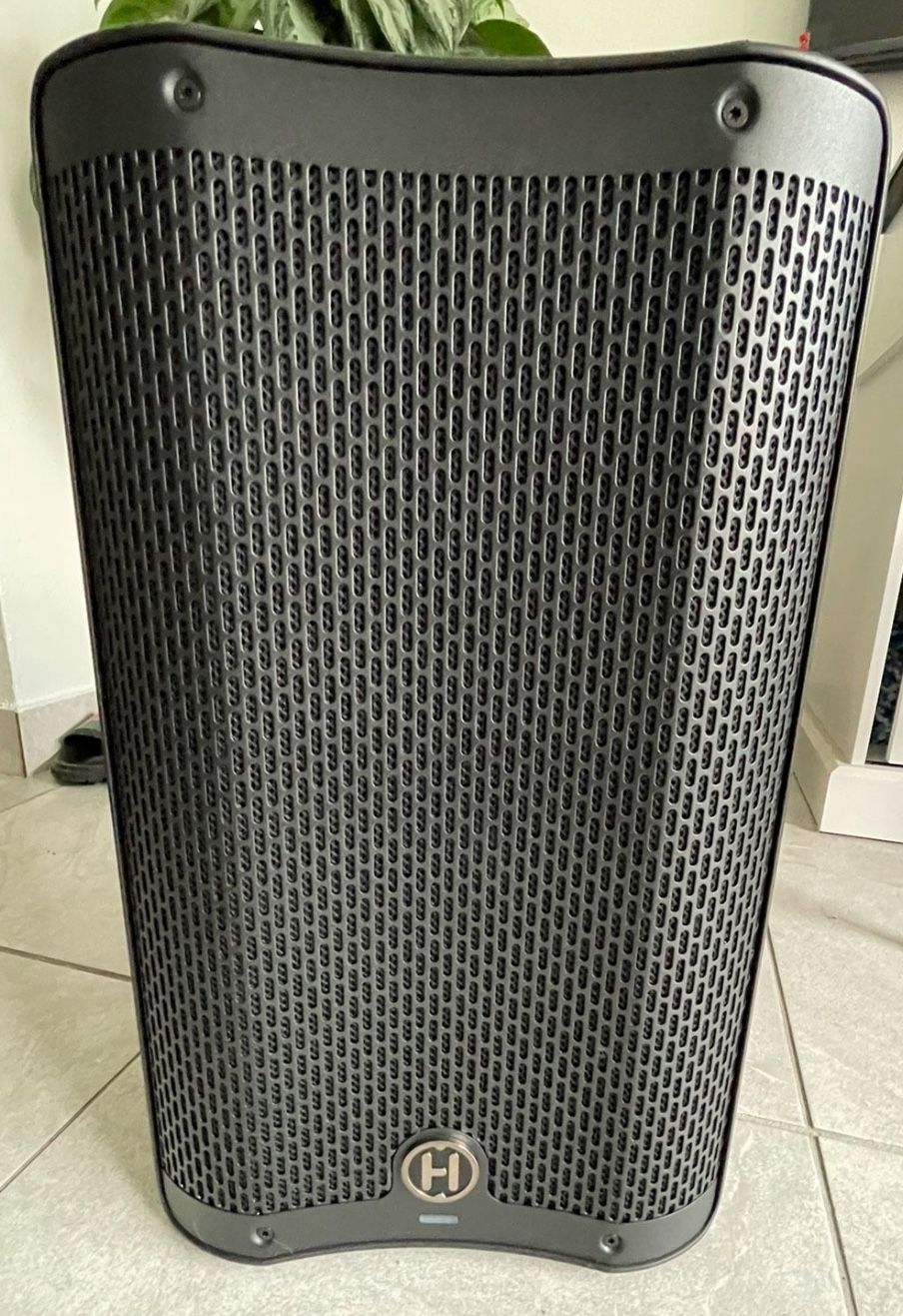 Complete PA System (Speakers, Stands and Mixer)