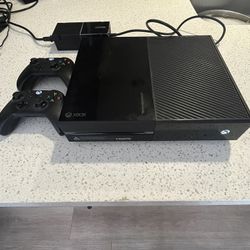Xbox One Console Bundle w/ 2 Controllers + Power Cable