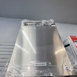Kitchen Aid Dishwasher In Stainless Steel New Open Box With Stainless Tub 