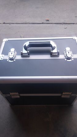 Makeup box