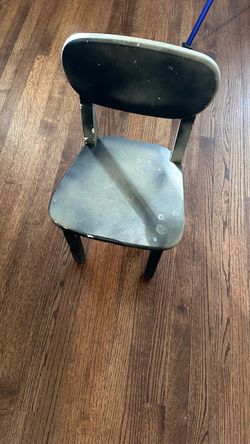 Vintage solid wood child’s chair toddler wooden kids