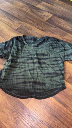 Athleta medium