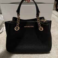 Black Michael Kors Purse 