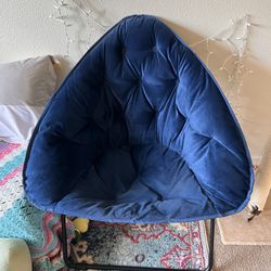 Plush Blue Saucer Chair – Foldable, Comfy & Stylish Lounger