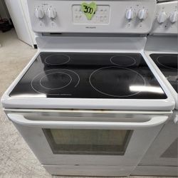 Electric Stove Used In Good Condition With 90days Warranty From $300 Up To $350