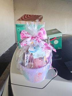 Alice in Wonderland Halloween Boo Basket