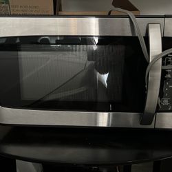 Hamilton beach Microwave 