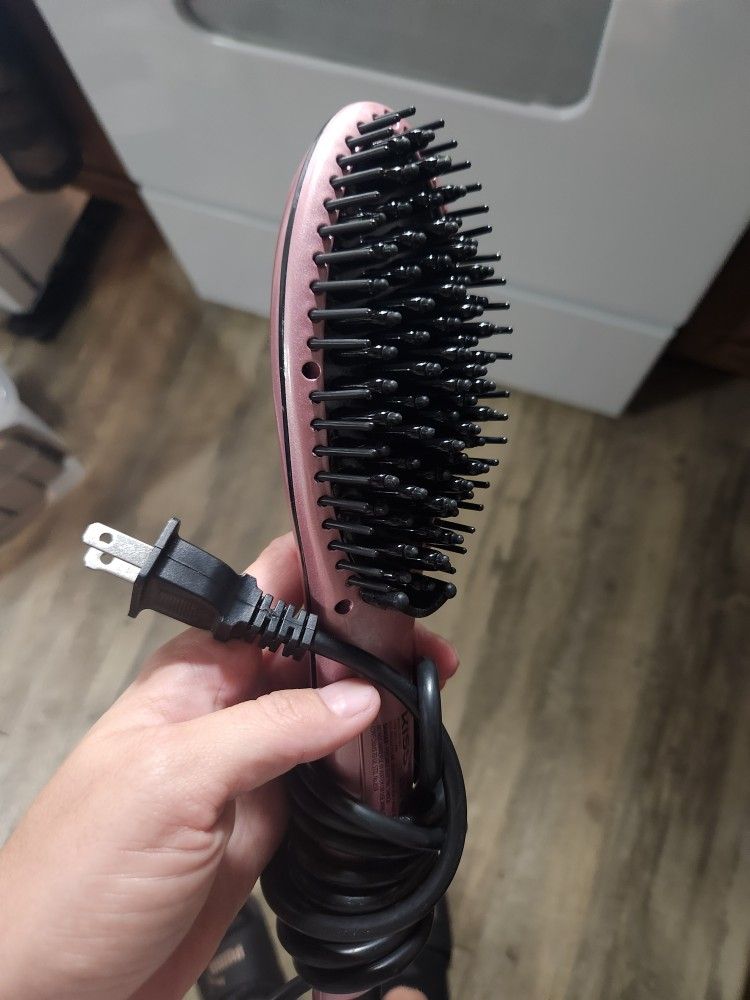 Straightener Brush