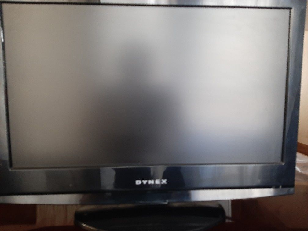 TV/DVD Combo, 24" Flat Screen 