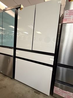 New Samsung bespoke refrigerator white glass 4 door